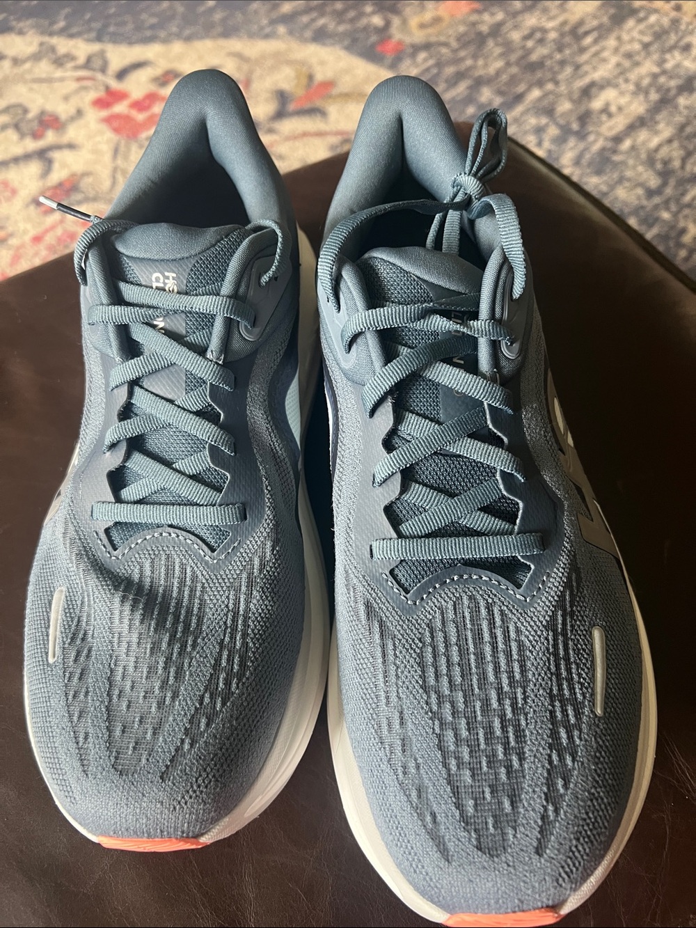 Hoka Clifton pro